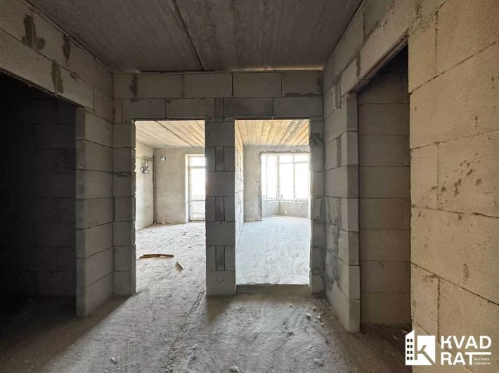 Терміново! Велика однокімнатна, 47м2 біля озера - фото 1