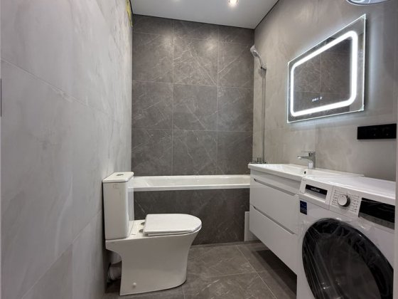 Центральний парк! Квартира з новим ремонтом – заїжджай та живи! Ірпінь