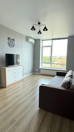 1но кімнатна квартира з ремонтом, вул.Соборна - фото 1