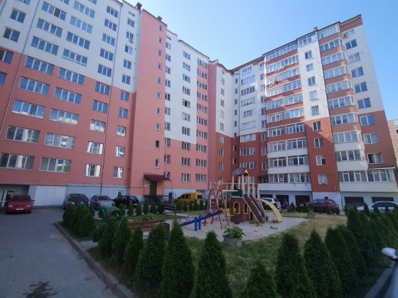 3 кімнатна квартира, з коморою на поверсі Ивано-Франковск