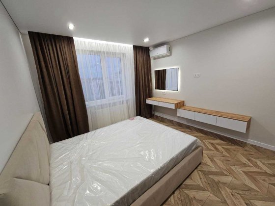 Продаю 2кім.квартиру в центральній частині міста з меблями та технікою Івано-Франківськ