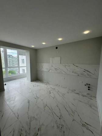 ПРОДАЄТЬСЯ Сучасна 2-кімнатна квартира в ЖК "Княгинин" - фото 1