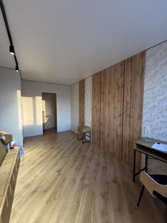 Продам однокімнатну квартиру з ремонтом - фото 1