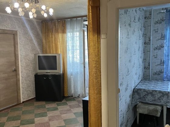 Продам 2 кімнатну квартиру на 173 кварталі Кривий Ріг