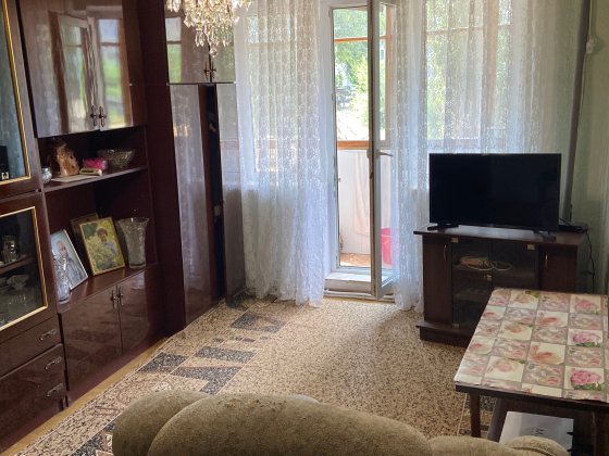 Продається 3 к з автономним опаленням на 44 кварталі Кривой Рог