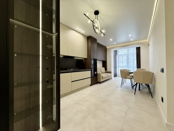 Двокімнатна квартира з кухнею-студією в центрі! 67м2, 8 поверх! Івано-Франківськ