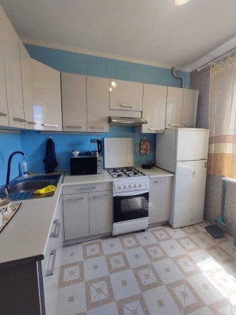 Повноцінна двокімнатна квартира! З балконом! - фото 1