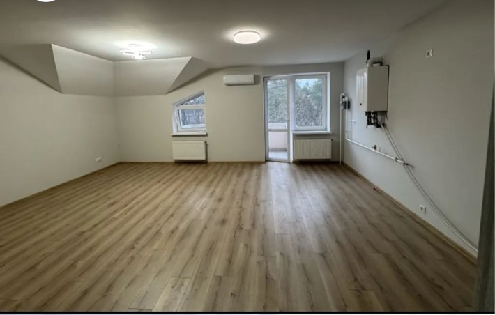 Простора двокімнатна квартира біля ЦЕНТРАЛЬНОГО ПАРКУ! - фото 1