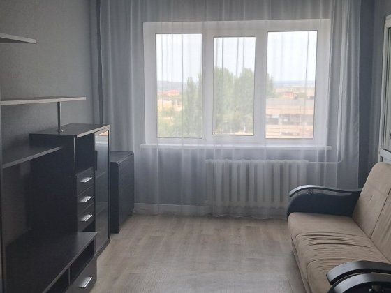 Продам 3-комнатную квартиру на Горняцком Кривой Рог