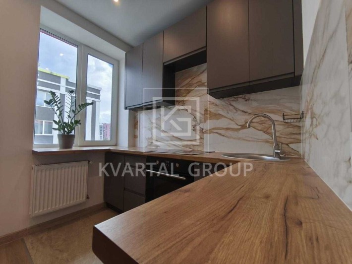 Сертифікат, Продаж квартири з новим ремонтом, в гарній локації - фото 1