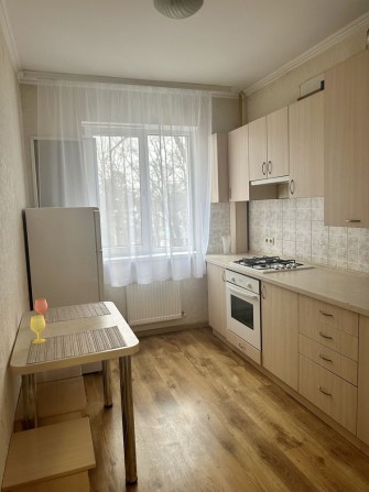 Без комісії! Однокімнатна квартира в центральній частині міста - фото 1