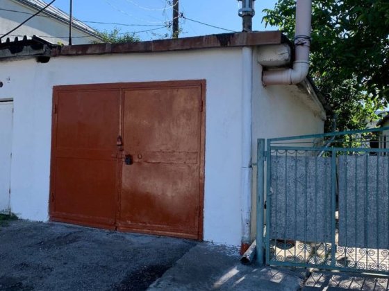 Оренда гаража , парковок Петриков