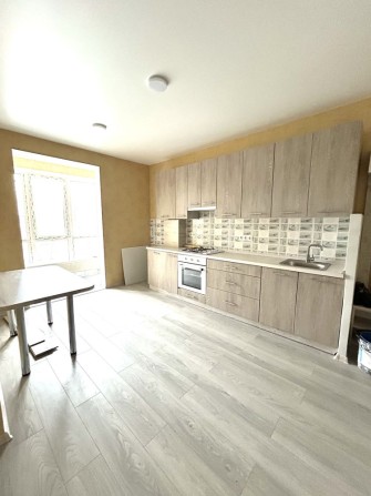 Без комісії!!! Район сінергіі, новий ремонт, вся інфраструктура поруч. - фото 1