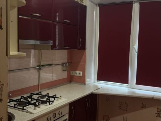 Продам 2х 3й участок 1 этаж с балконом Никополь