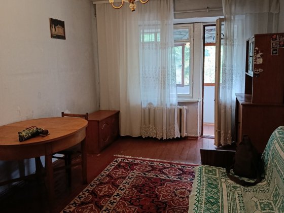 1-но комн. квартира СевГОК, остановка "Восход", не угловая, 3-й этаж Кривий Ріг