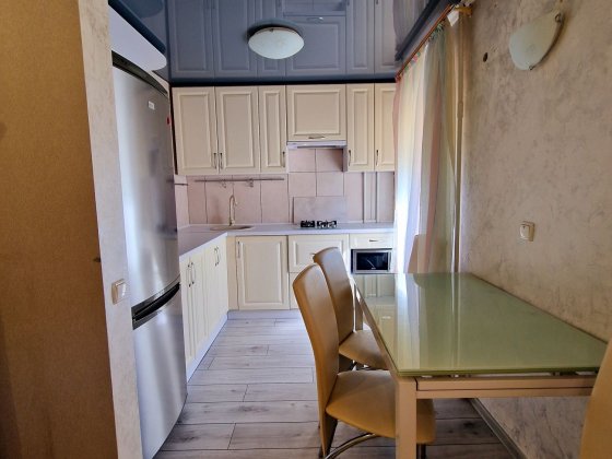 Продаж 2к пр. Центральний (Лермонтова)! Кривий Ріг