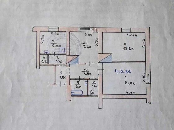 Продається трикімнатна квартира-сталінка по вул. Гурова Кривой Рог