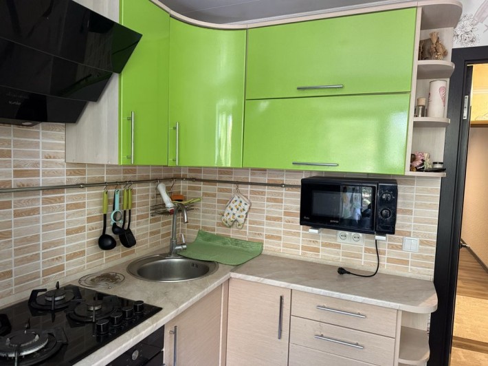 Продам 2-кімнатну квартиру з ремонтом у центрі Інгульця - фото 1