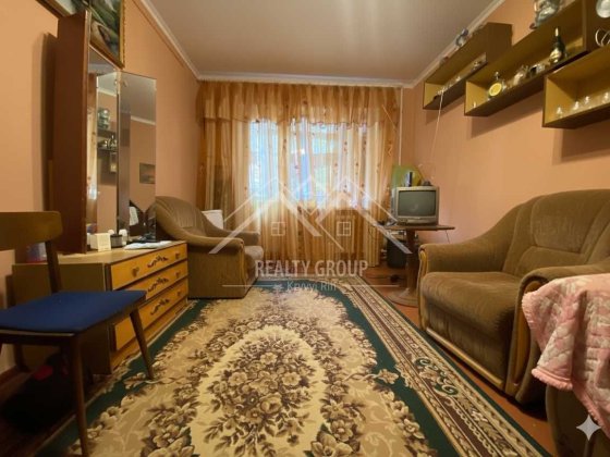 Продаж 2-к.кв. покращеного планування, бул.Вечірній (біля ТРЦ “Фоззі”) Кривий Ріг