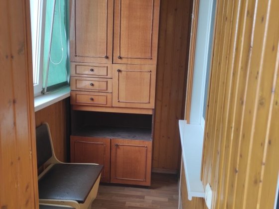 Р-он Перинатального центру, вул. Освітянська, 3-кімн. квартира. Полтава