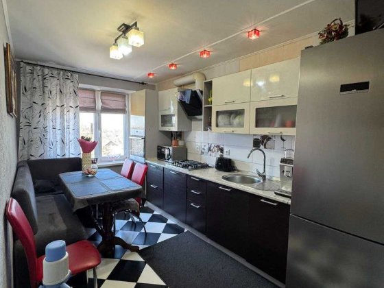 Продаж 3-х кімнатної квартири Браїлки 5/9поверх 66м евро меблі техніка Полтава