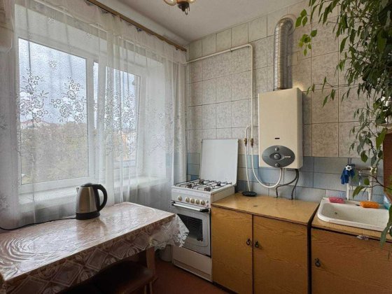 Продам двокімнатну квартиру по вул. С. Бандери. 48 кв.м. Ровно