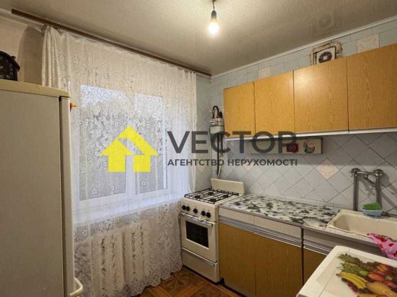 Продаж трикімнатної квартири на мкр-н Алмазний Полтава