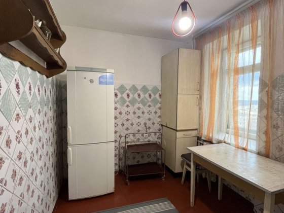 Продаж 2-х кім. квартири вул.Шухевича Цегла Ровно