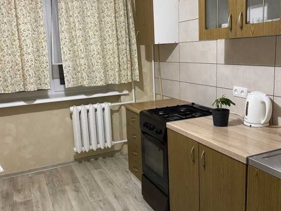 3к квартира, 65м2, поверх 2/5, двостороння, Центр Полтава