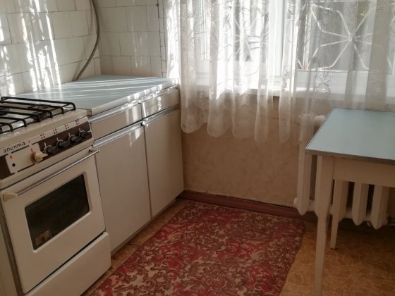 Продам 2-х комнатную квартиру в р-не Автовокзала Кривий Ріг