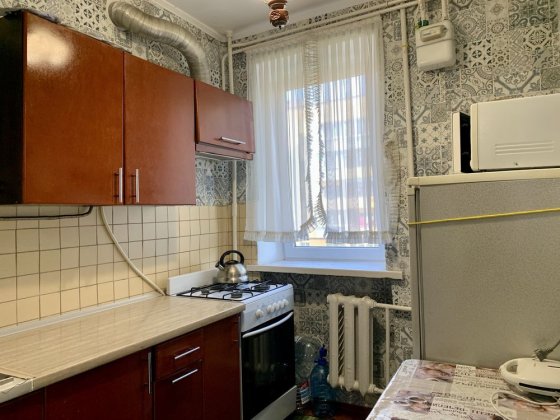 Однокімнатна квартира у зручному районі міста (вул.Відінська) Рівне