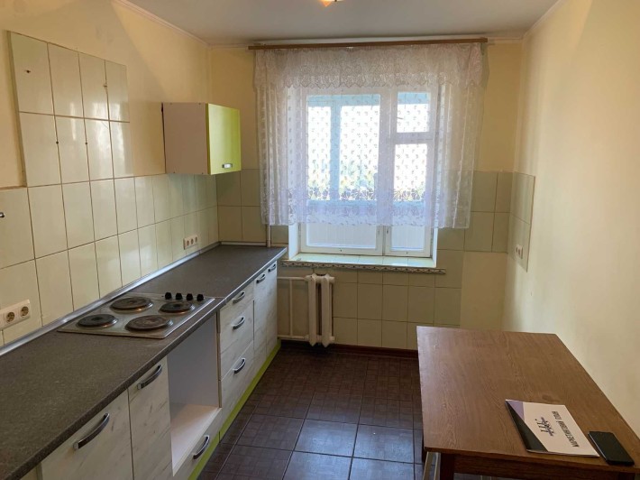 3 кімнатна квартира в Рівному, цегляний будинок - фото 1