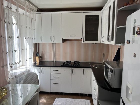 Продам 1 комнатную  квартиру  Соцгород Кривой Рог