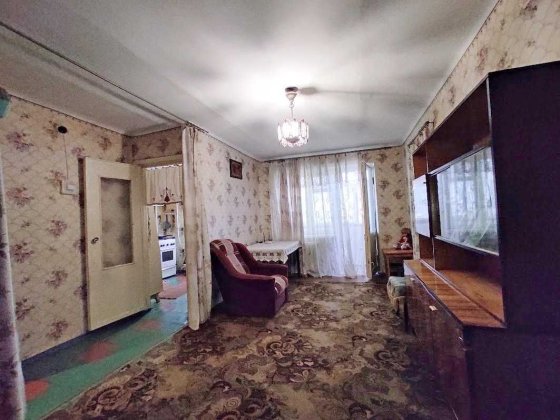 Соцмісто. Проспект  Металургів, 31. 3 кімн.квартира. 4/5 Кривой Рог