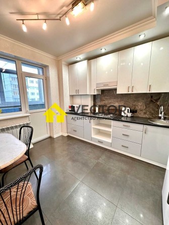 Однокімнатна ЖК Садовий з меблями та технікою! 5-й поверх - фото 1