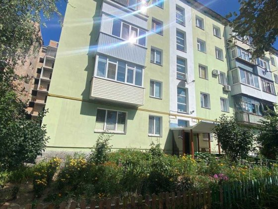 3-кімнатна квартира з євроремонтом — Центр! Полтава