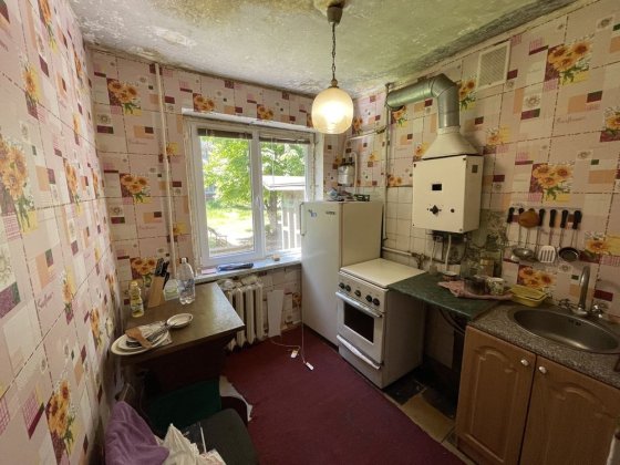 Продам 3-х комн Революционная 34. Соцгород. Брежневка, не угловая Кривой Рог