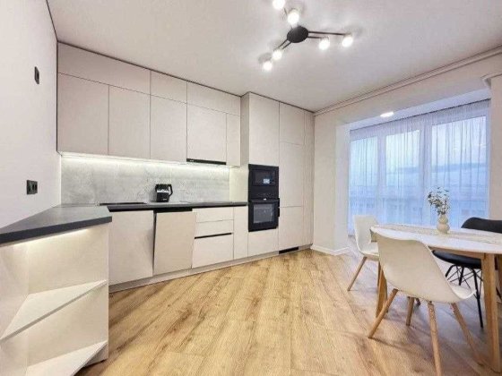 1-Кімнатна 47 кв.м. «На Щасливому» з Ремонтом! Студентська 24а Рівне