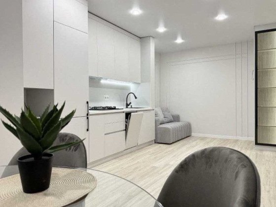 1-Кімнатна 47 кв.м. «На Щасливому» Кухня-Студія + Велика Кімната! Рівне