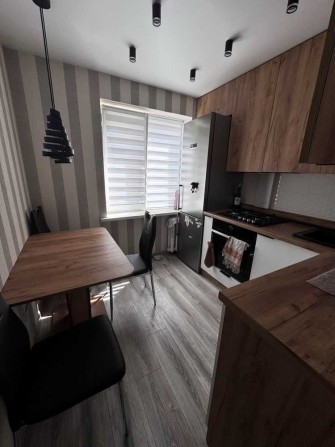 Затишна 3к квартира з Євроремонтом! 2/5 пов., 56 м²! Р-н Алмазний - фото 1