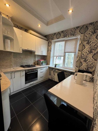 2к квартира 50м2, окремі кімнати, поверх 4/9, утеплена, р-н Сади-1 - фото 1