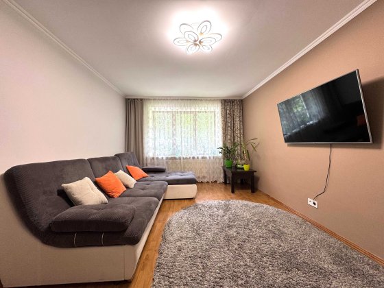 Продам квартиру з автономним опаленням, 4 кімнати, Безручка, ремонт Ровно