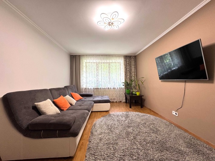 Продам квартиру з автономним опаленням, 4 кімнати, Безручка, ремонт - фото 1