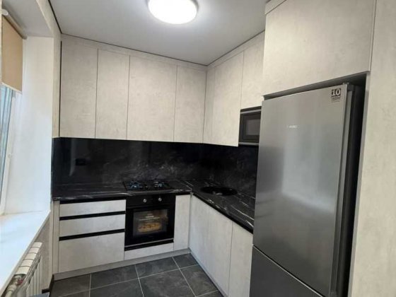 3к | Центр | 2-рівнева | 72 м | вул. Стрітенська | КОД 44289 Полтава