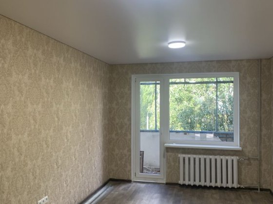 Продаем 2 комнатную квартиру Терновской район, 17 квартал. Кривой Рог