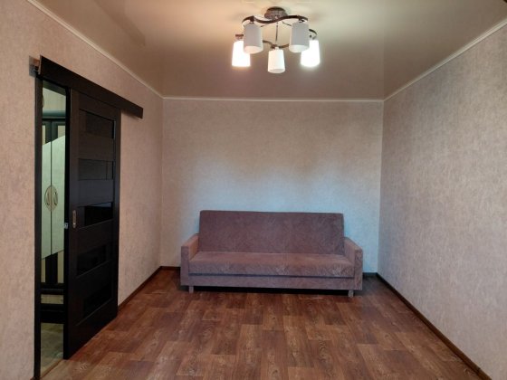 Продам 2х комнатную на Електрозаводской Кривой Рог