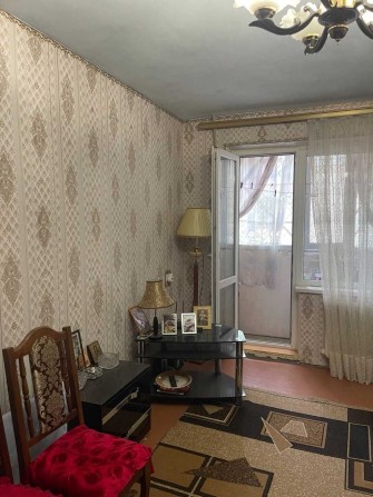 Продам 1-комнатную квартиру, на 4-Таврическом,  увеличенной площади. - фото 1