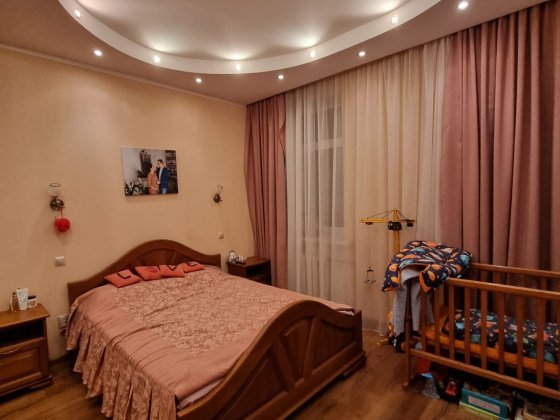 Зигіна, простора 3-х кімнатна квартира з автономним опаленням, меблями Полтава