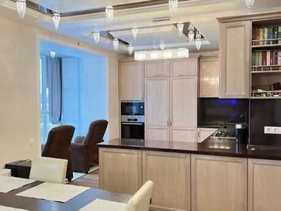 Продаж 4-х кімнатної квартири на Подолі. Новобудова. №9986 Полтава