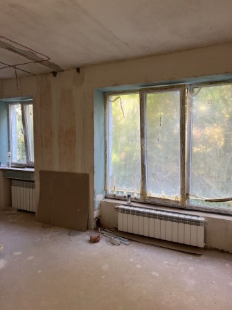 Продам 1 кімнатну квартиру у центрі - фото 1